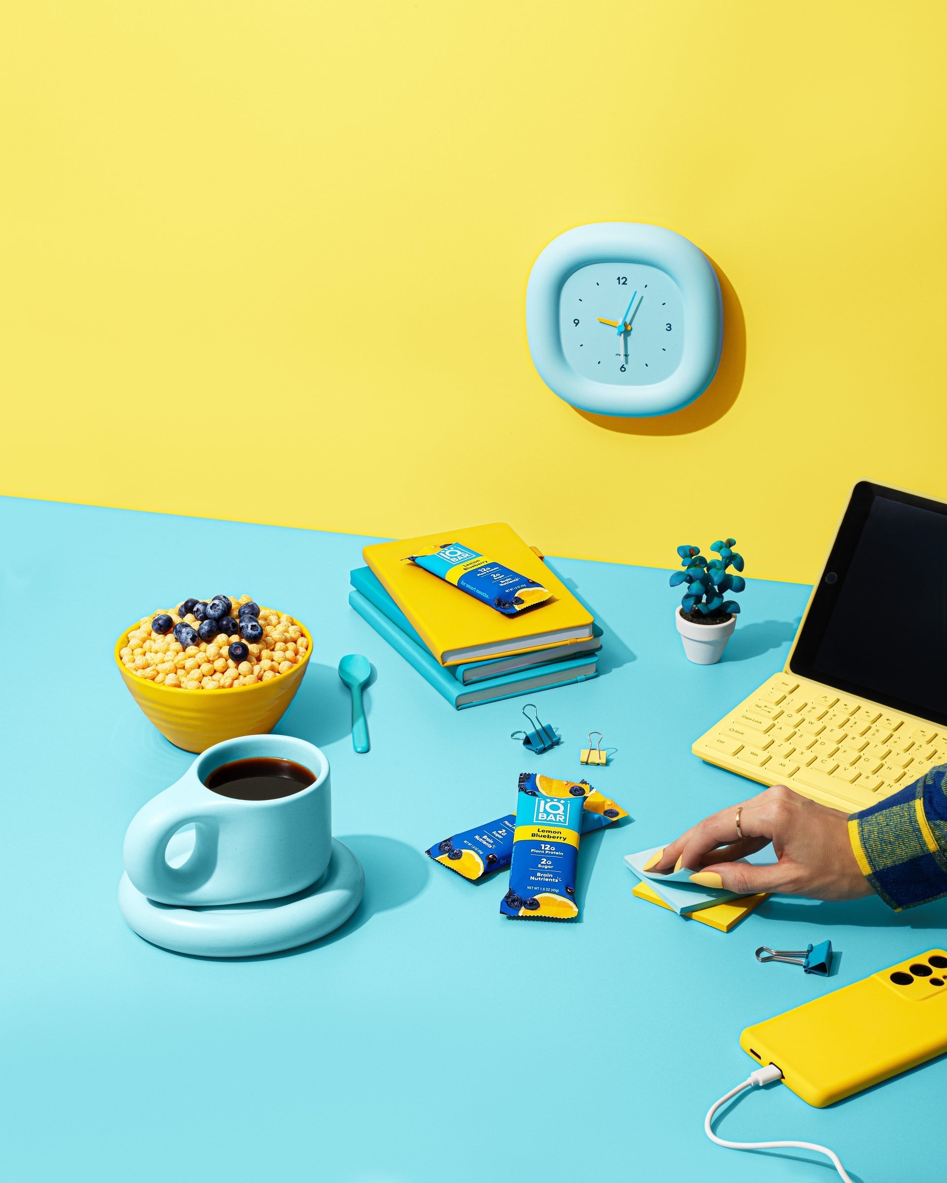 Desk Job Survival Guide: Healthy Snacks to Beat the Afternoon Slump